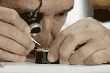 上海江诗丹顿换手表电池